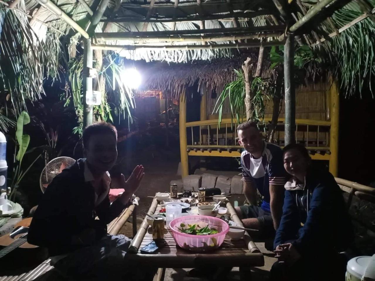 Puluong Jungle King Homestay Lang Chieu Exterior foto